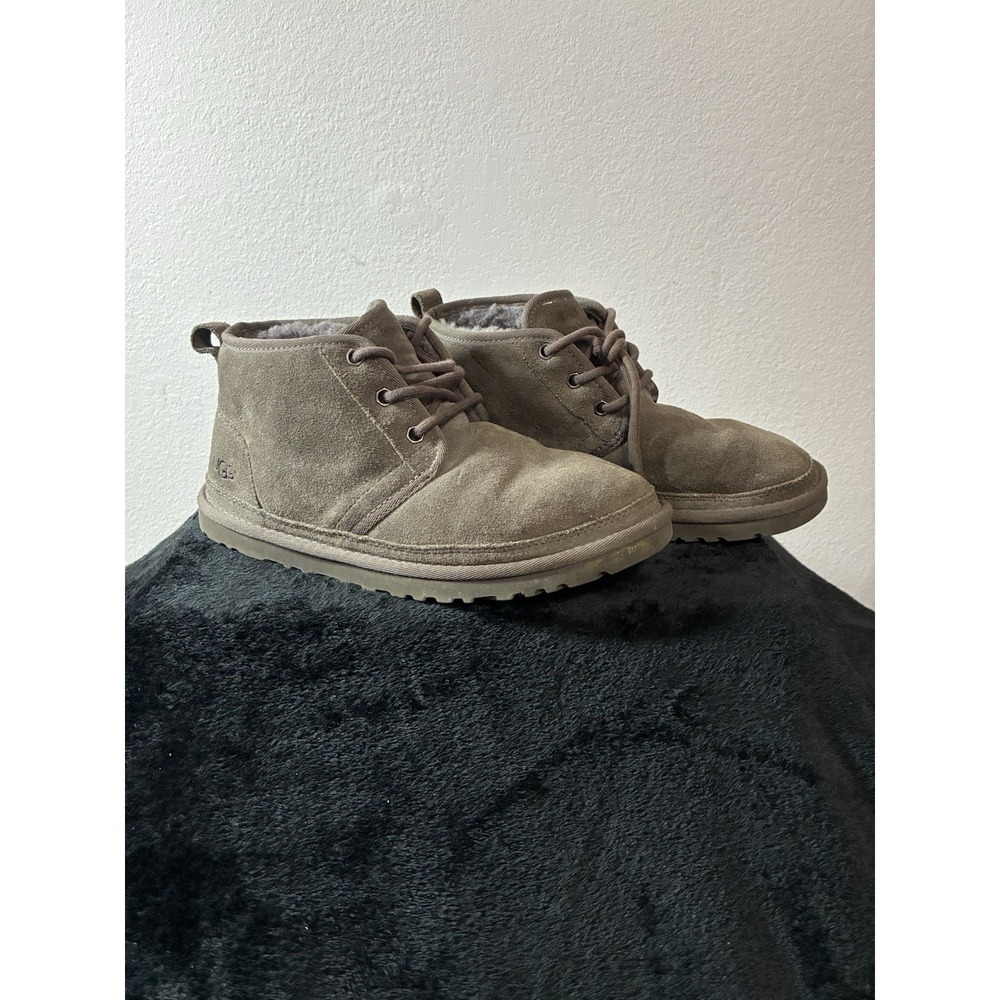 UGG Neumel Chukka Boots/Shoes Mens Size 6 Chestnut Gray Suede Wool Lined Mid Top